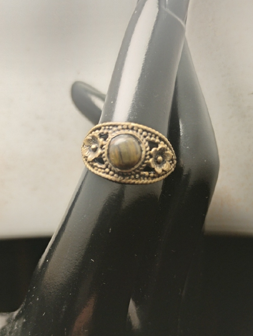 Tiger's Eye Crystal Brass Ring Size 5.5 Vintage Very Unique